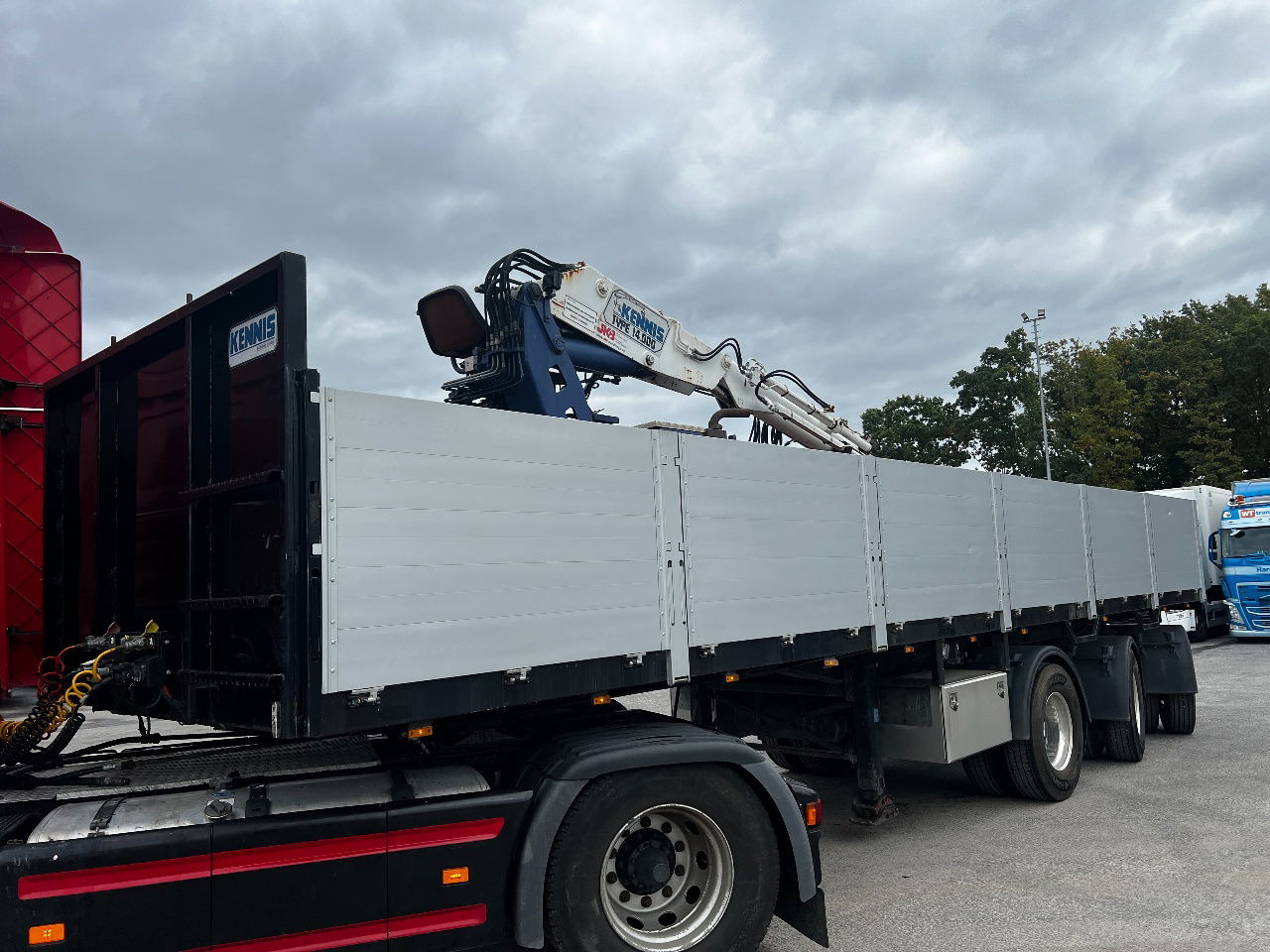 Pacton Stenenoplegger met Kennis 14.000 Kraan, Crane - Bortu puspiekabe/ Platforma: foto 1 Pacton Stenenoplegger met Kennis 14.000 Kraan, Crane - Bortu puspiekabe/ Platforma: foto 1