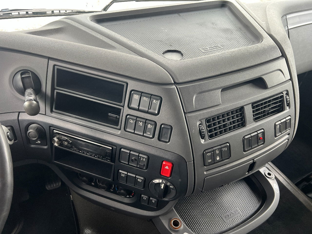 Vilcējs DAF XF 460 SSC, NL Truck: foto 12