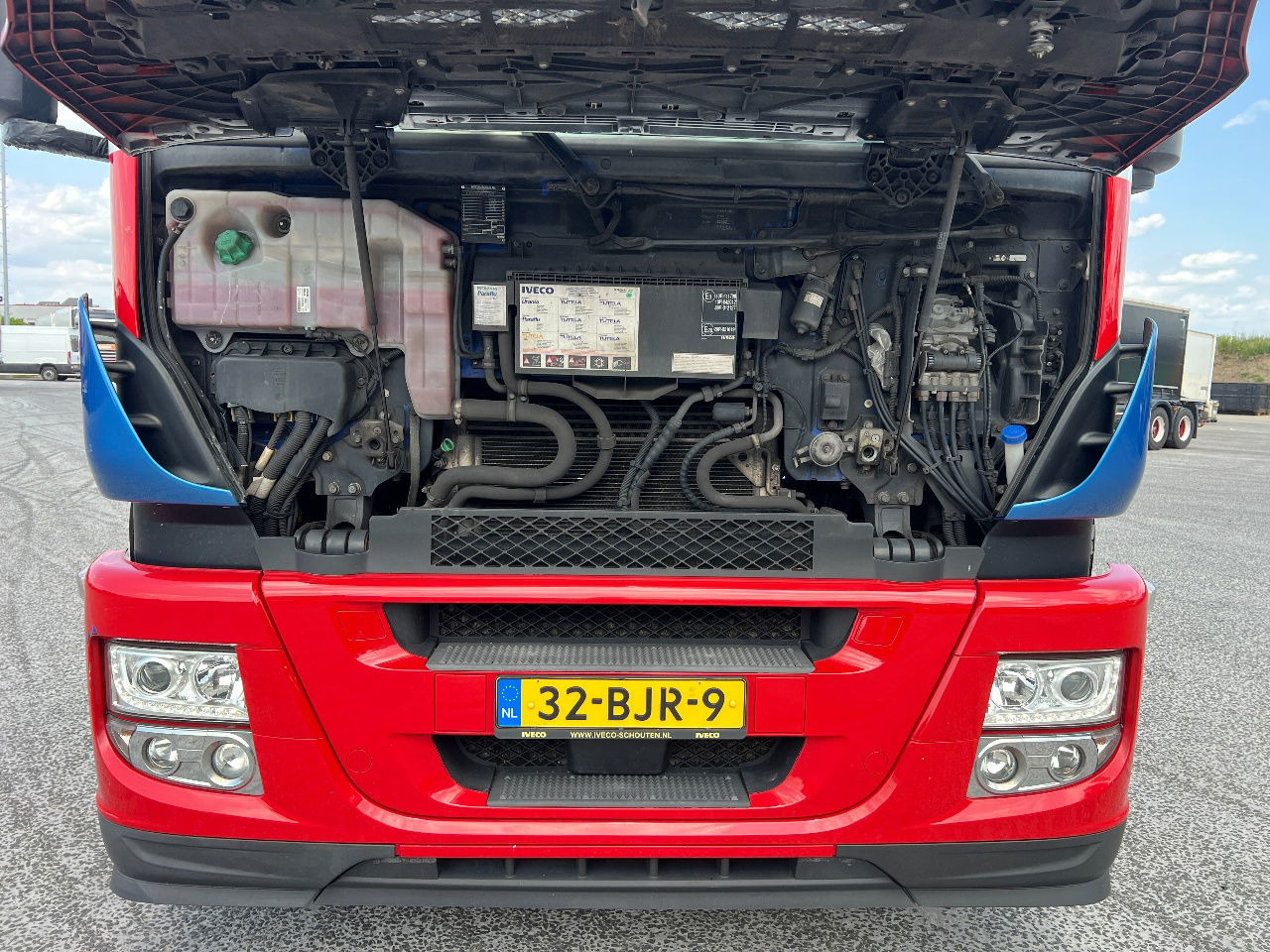 Vilcējs Iveco Stralis 360 Active Time, Euro 6: foto 8