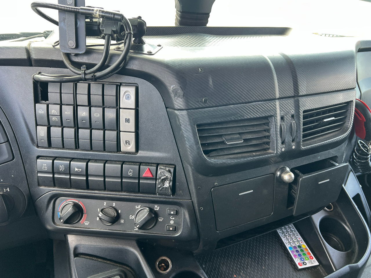 Vilcējs Iveco Stralis 360 Active Time, Euro 6: foto 11