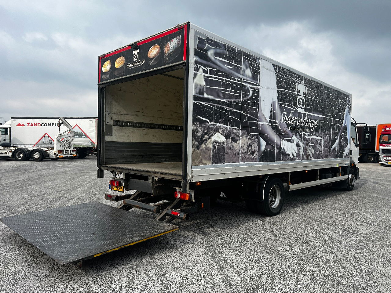 Volvo FL 12.240 Euro 5, NL truck - Kravas automašīna ar slēgto virsbūvi: foto 5 Volvo FL 12.240 Euro 5, NL truck - Kravas automašīna ar slēgto virsbūvi: foto 5