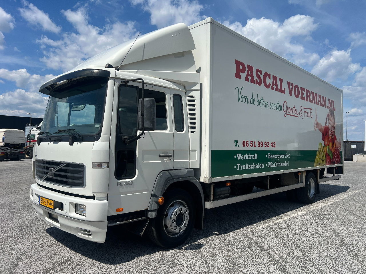 Volvo FL 612 220PK, Euro 3 - Kravas automašīna ar slēgto virsbūvi: foto 1 Volvo FL 612 220PK, Euro 3 - Kravas automašīna ar slēgto virsbūvi: foto 1