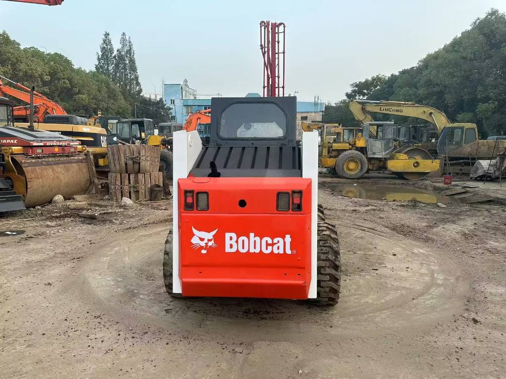 Bobcat S 185 - Kompaktiekrāvējs: foto 2 Bobcat S 185 - Kompaktiekrāvējs: foto 2