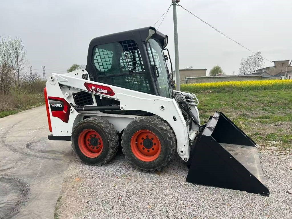 Bobcat S 450 - Kompaktiekrāvējs: foto 3 Bobcat S 450 - Kompaktiekrāvējs: foto 3