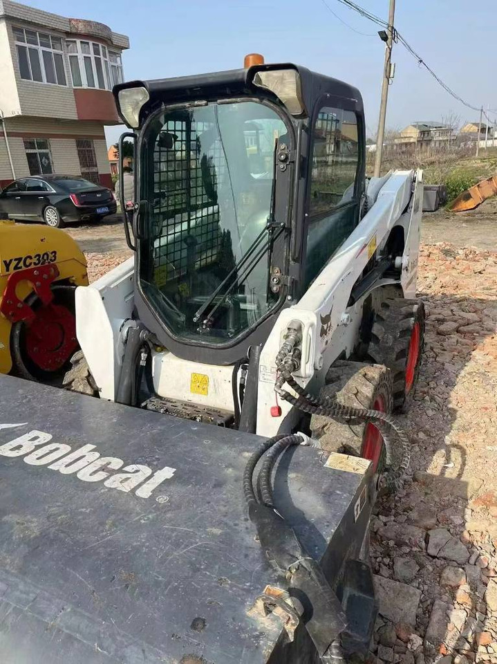 Bobcat S 550 - Riteņu iekrāvējs: foto 4 Bobcat S 550 - Riteņu iekrāvējs: foto 4