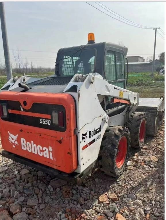 Bobcat S550 - Kompaktiekrāvējs: foto 2 Bobcat S550 - Kompaktiekrāvējs: foto 2