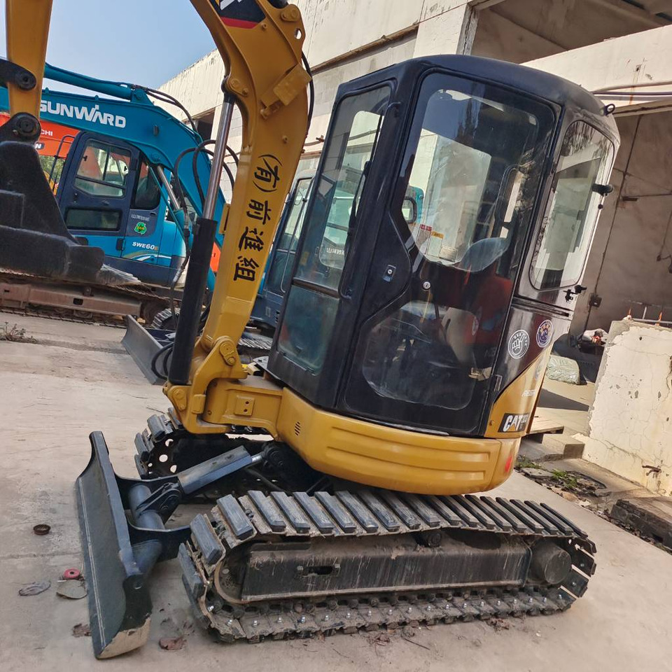 CAT 303 CR - Mini-ekskavators: foto 3 CAT 303 CR - Mini-ekskavators: foto 3