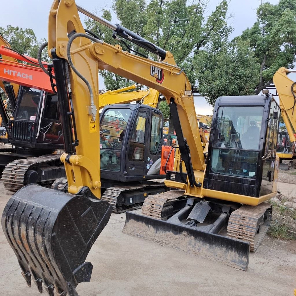 CAT 305.5 E - Mini-ekskavators: foto 4 CAT 305.5 E - Mini-ekskavators: foto 4