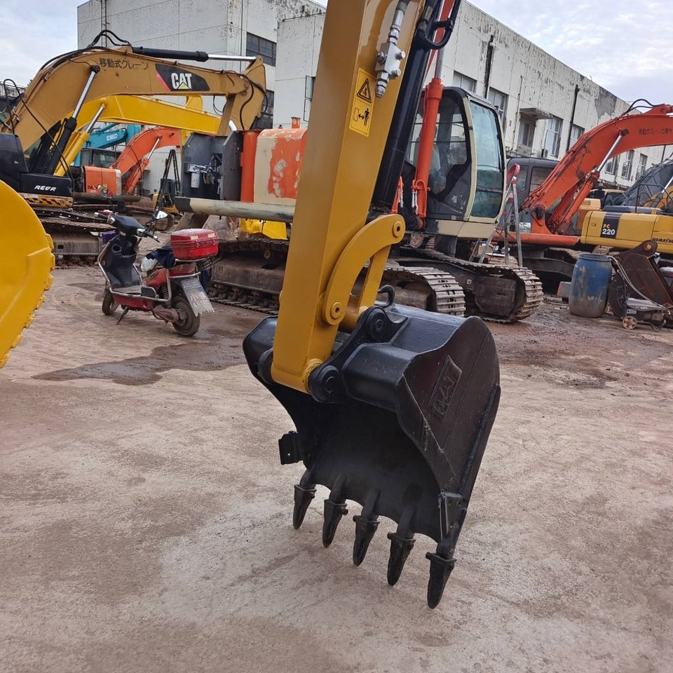 CAT 305.5 E - Mini-ekskavators: foto 5 CAT 305.5 E - Mini-ekskavators: foto 5