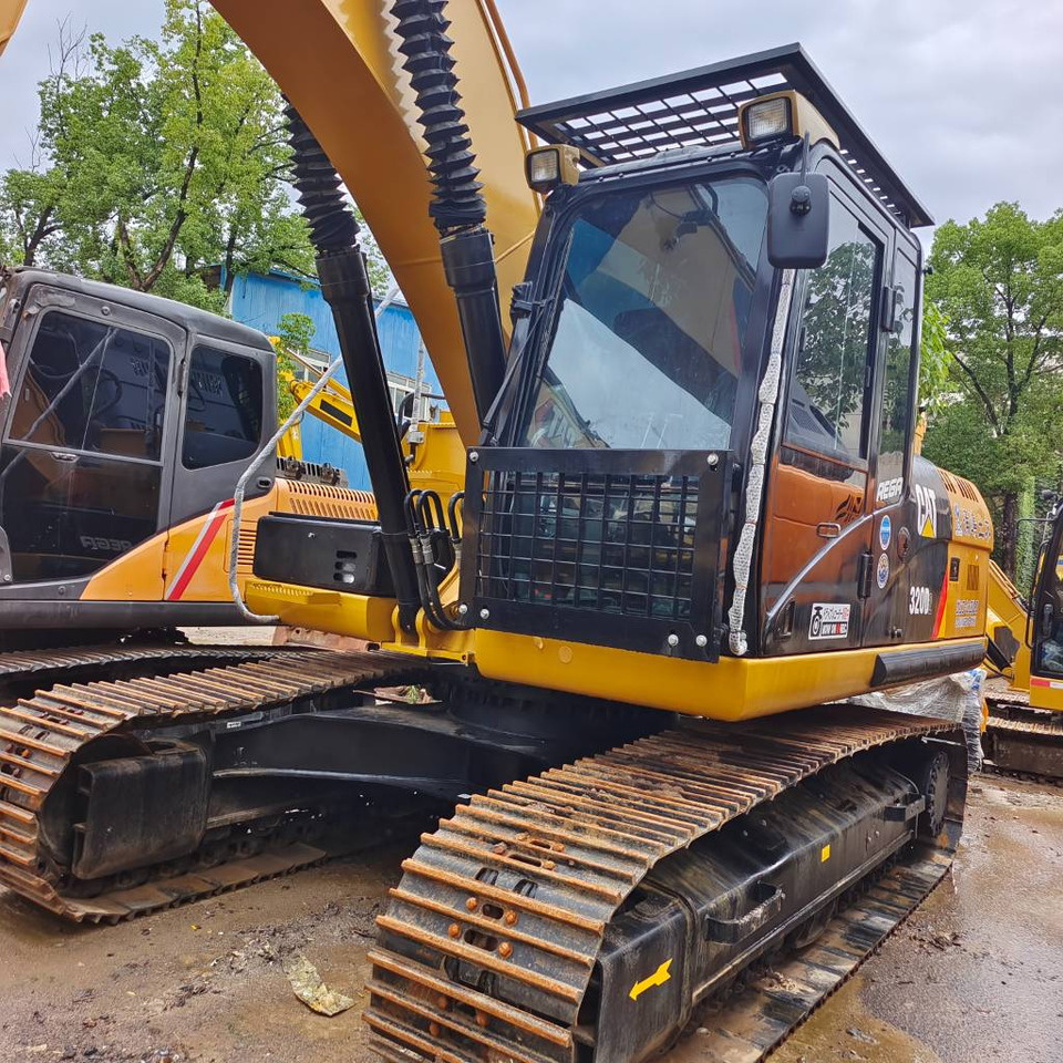CAT 320D2 - Kāpurķēžu ekskavators: foto 1 CAT 320D2 - Kāpurķēžu ekskavators: foto 1