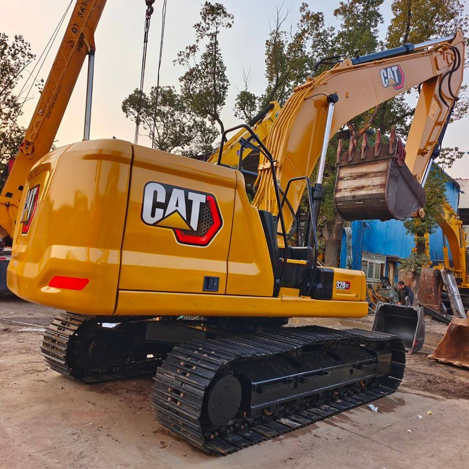CAT 320GC - Kāpurķēžu ekskavators: foto 2 CAT 320GC - Kāpurķēžu ekskavators: foto 2