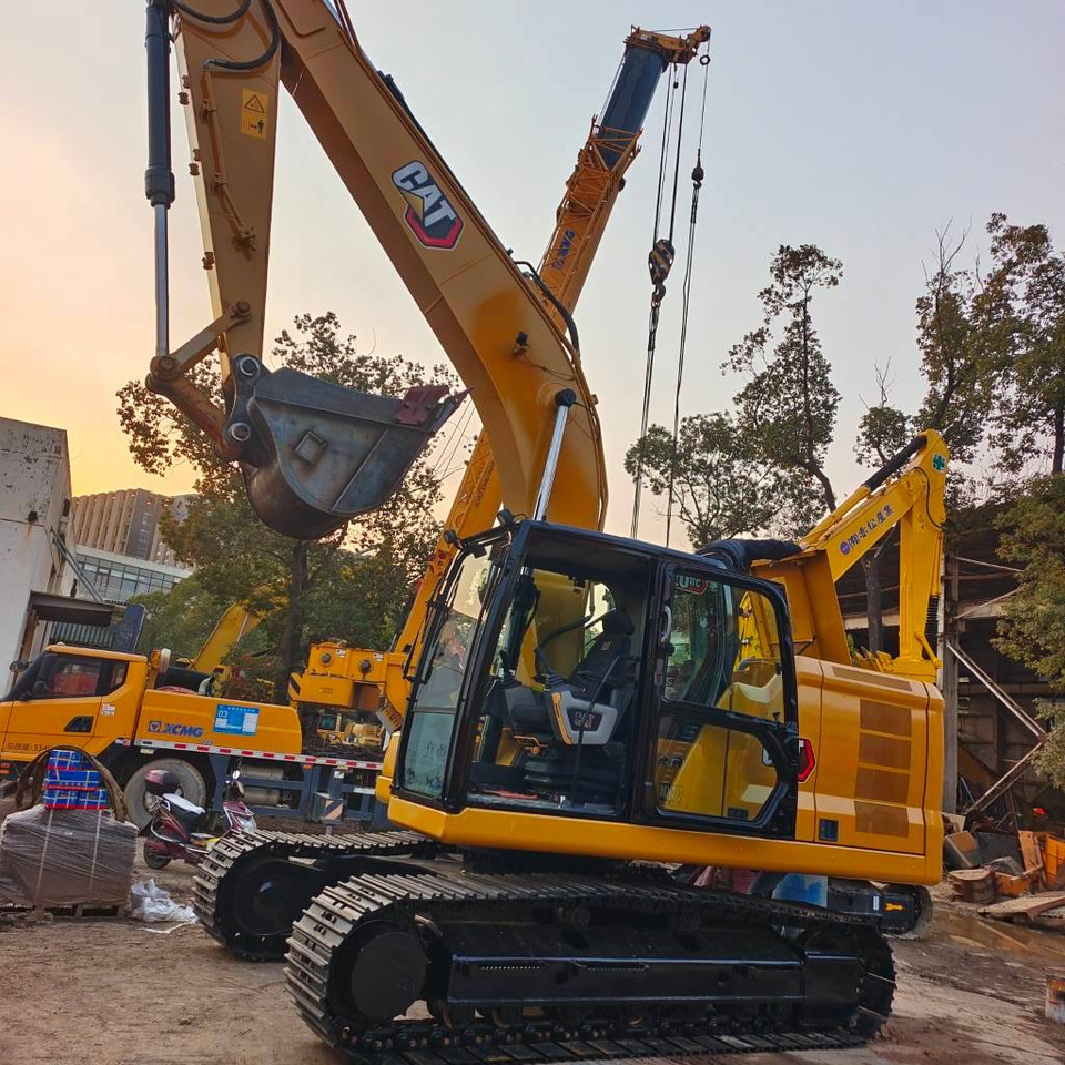 CAT 320GC - Kāpurķēžu ekskavators: foto 5 CAT 320GC - Kāpurķēžu ekskavators: foto 5