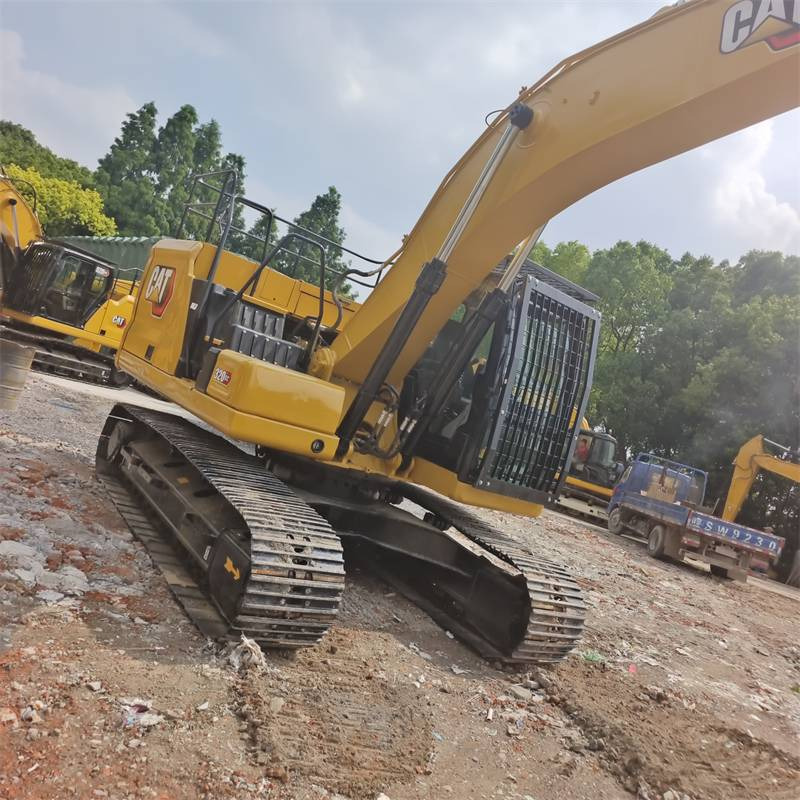 Kāpurķēžu ekskavators CAT 320GC: foto 15