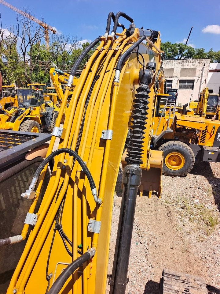 Kāpurķēžu ekskavators CAT 324 D: foto 26 Kāpurķēžu ekskavators CAT 324 D: foto 26