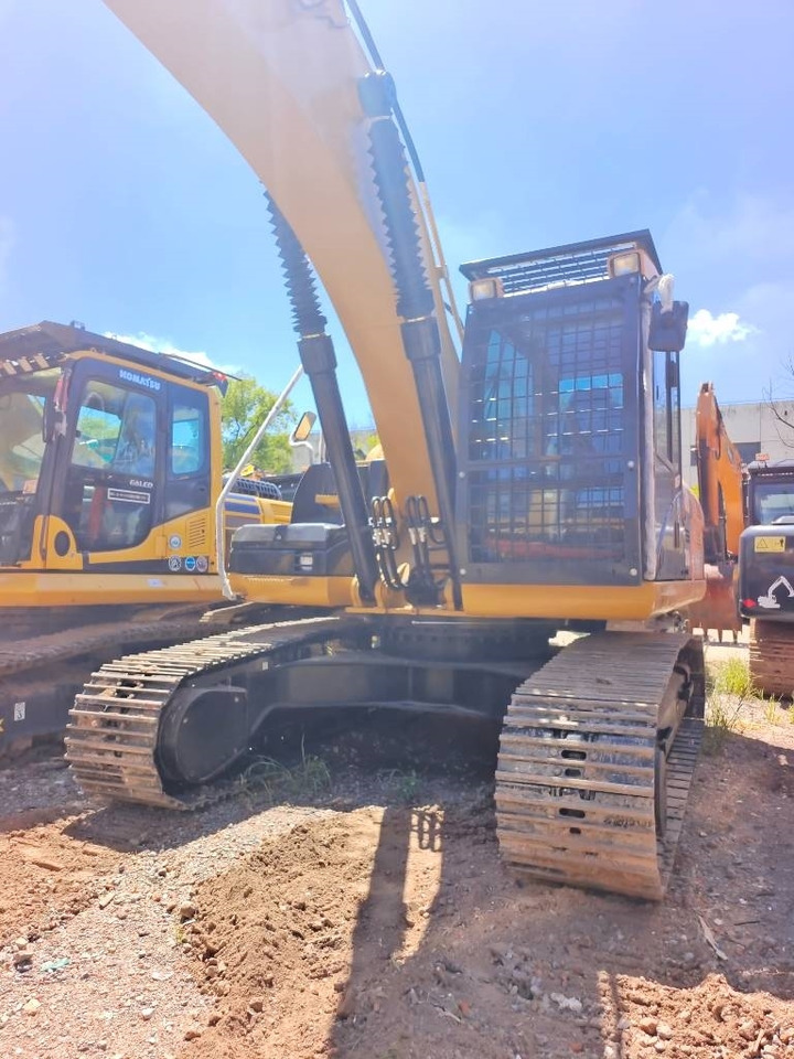 Kāpurķēžu ekskavators CAT 324 D: foto 30 Kāpurķēžu ekskavators CAT 324 D: foto 30