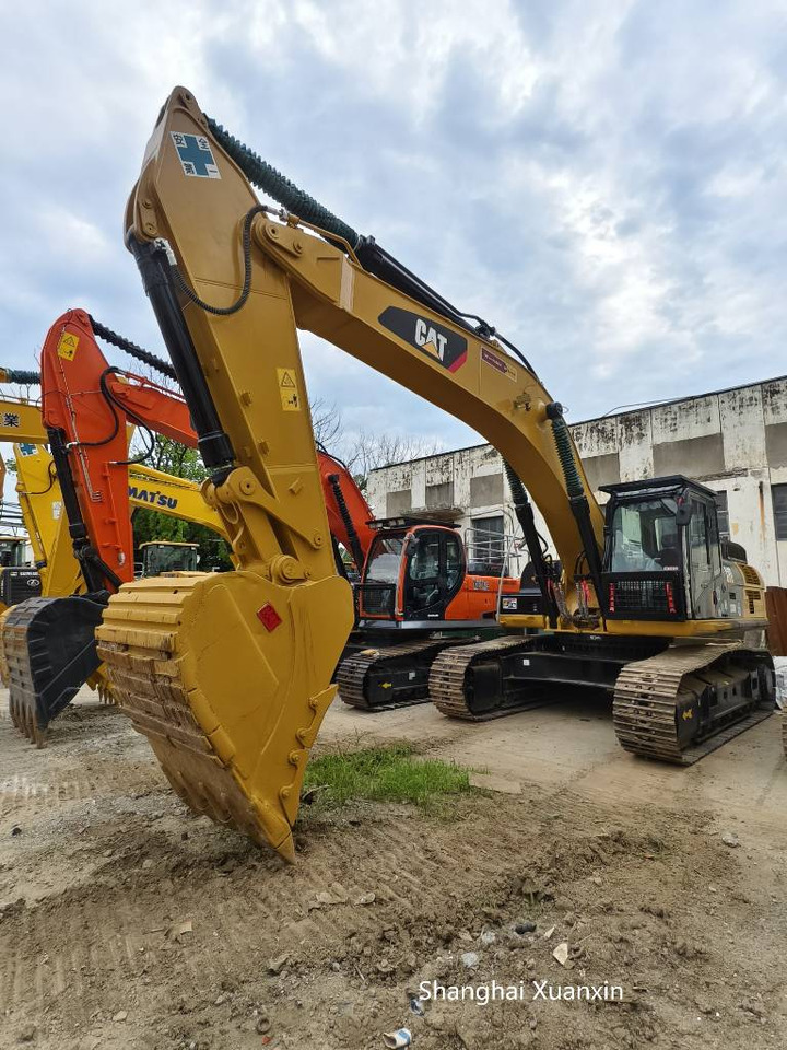 CAT 330 D2 L - Kāpurķēžu ekskavators: foto 3 CAT 330 D2 L - Kāpurķēžu ekskavators: foto 3