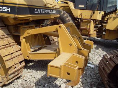 CAT D 5 H - Buldozers: foto 2 CAT D 5 H - Buldozers: foto 2
