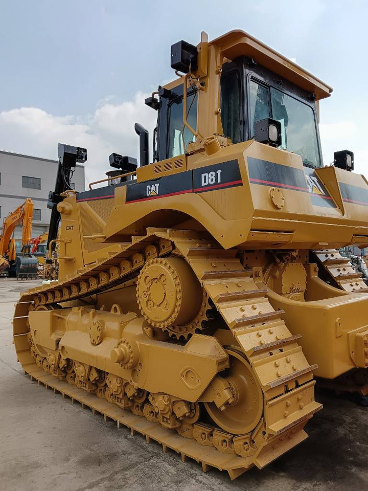 CAT D 8 T - Buldozers: foto 5 CAT D 8 T - Buldozers: foto 5