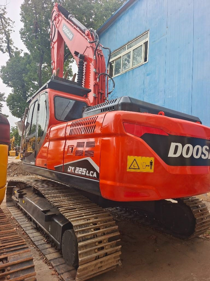 Doosan DX 225 LC - Kāpurķēžu ekskavators: foto 3 Doosan DX 225 LC - Kāpurķēžu ekskavators: foto 3