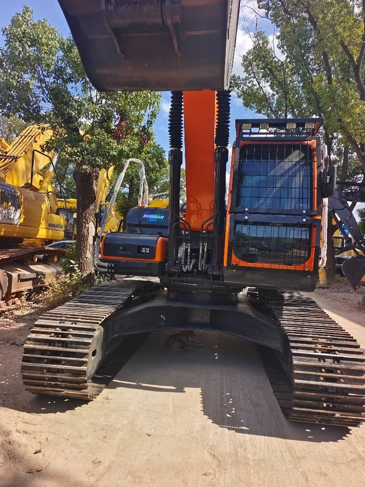 Doosan DX 225LC-9C - Kāpurķēžu ekskavators: foto 5 Doosan DX 225LC-9C - Kāpurķēžu ekskavators: foto 5