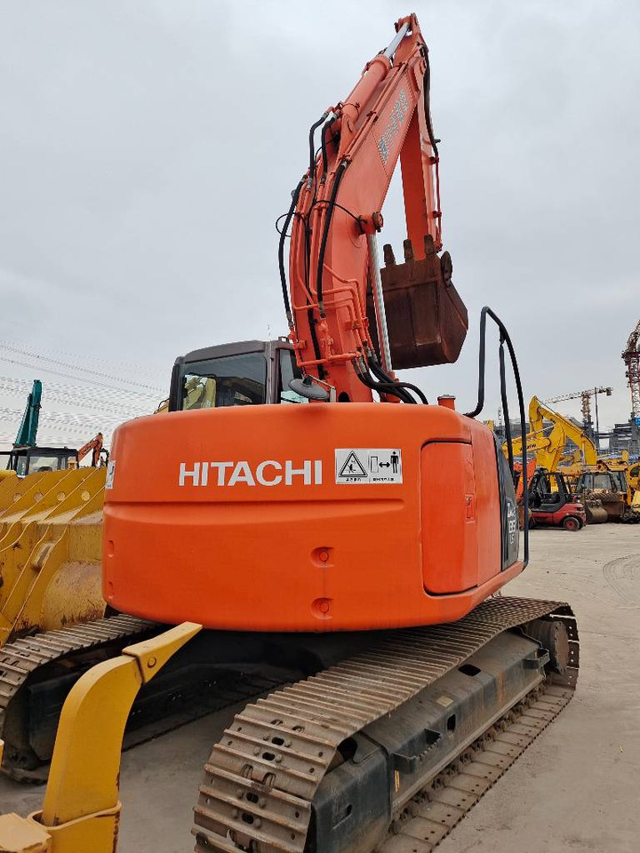 Hitachi ZX 135 US - Kāpurķēžu ekskavators: foto 4 Hitachi ZX 135 US - Kāpurķēžu ekskavators: foto 4