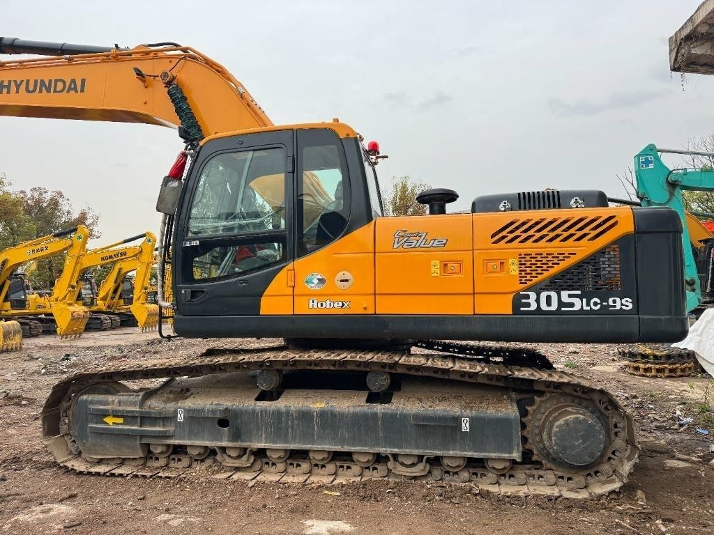 Hyundai 305LC - Kāpurķēžu ekskavators: foto 5 Hyundai 305LC - Kāpurķēžu ekskavators: foto 5