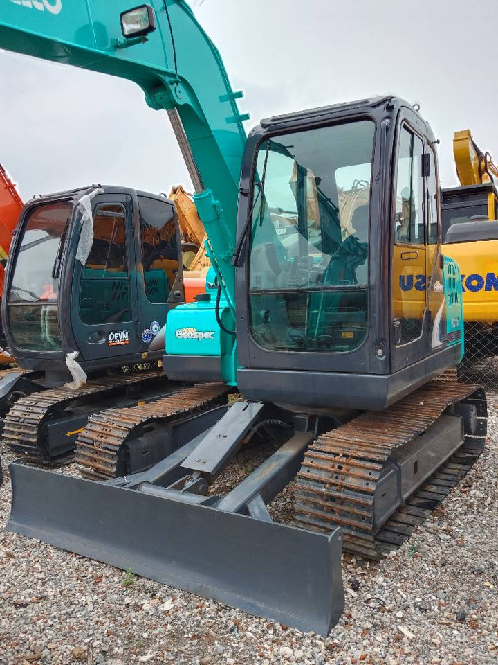 Kobelco SK 75 - Kāpurķēžu ekskavators: foto 2 Kobelco SK 75 - Kāpurķēžu ekskavators: foto 2