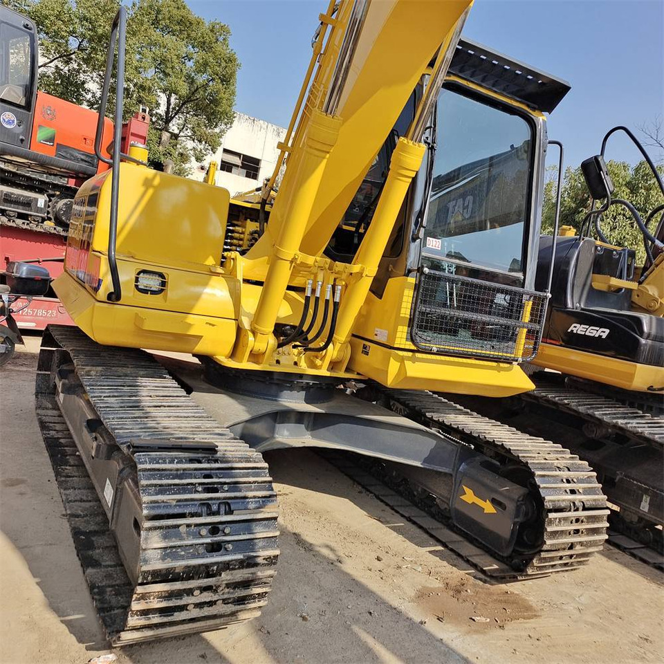 Komatsu PC 130 LC-7 - Kāpurķēžu ekskavators: foto 5 Komatsu PC 130 LC-7 - Kāpurķēžu ekskavators: foto 5
