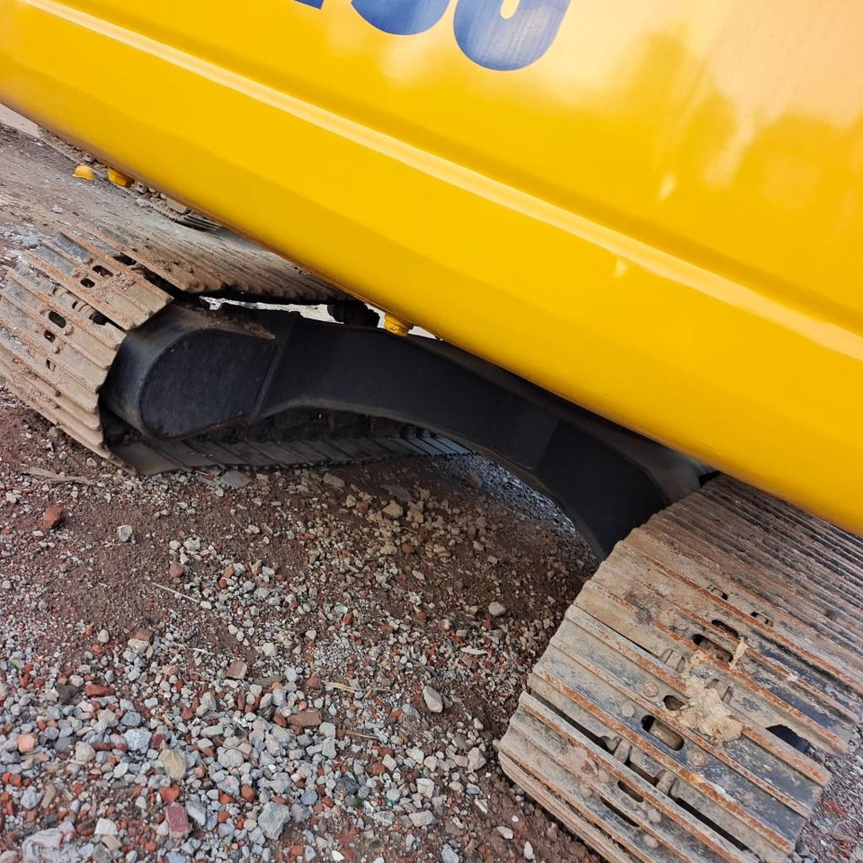 Komatsu PC 220 - Kāpurķēžu ekskavators: foto 4 Komatsu PC 220 - Kāpurķēžu ekskavators: foto 4