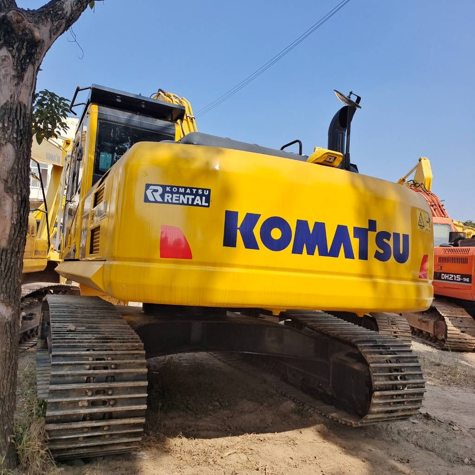 Komatsu PC 240 - Kāpurķēžu ekskavators: foto 1 Komatsu PC 240 - Kāpurķēžu ekskavators: foto 1
