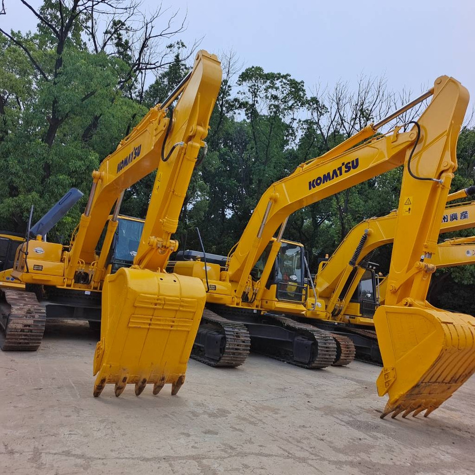 Komatsu PC 300 - Kāpurķēžu ekskavators: foto 1 Komatsu PC 300 - Kāpurķēžu ekskavators: foto 1