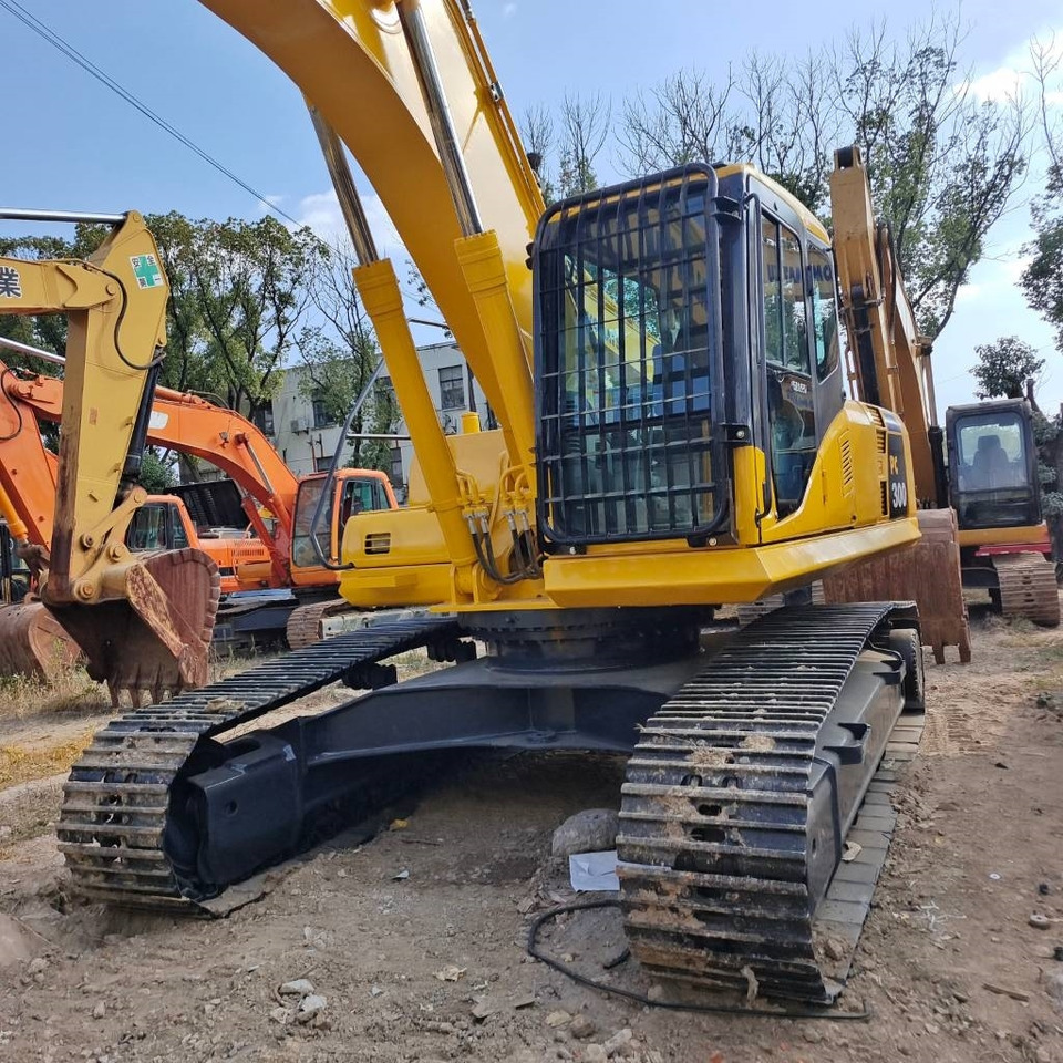 Kāpurķēžu ekskavators Komatsu PC 300: foto 10
