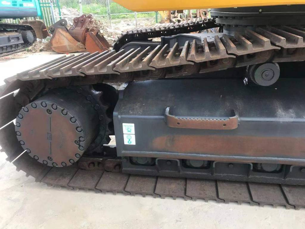 Komatsu PC 350 LC-7 - Kāpurķēžu ekskavators: foto 4 Komatsu PC 350 LC-7 - Kāpurķēžu ekskavators: foto 4