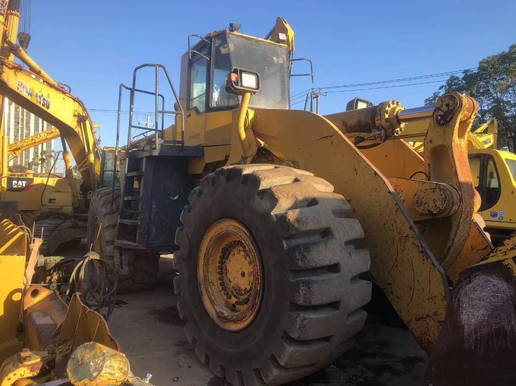Komatsu WA 600-3 - Riteņu iekrāvējs: foto 5 Komatsu WA 600-3 - Riteņu iekrāvējs: foto 5