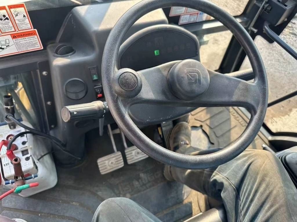 LiuGong CLG 777 A - Kāpurķēžu ekskavators: foto 4 LiuGong CLG 777 A - Kāpurķēžu ekskavators: foto 4