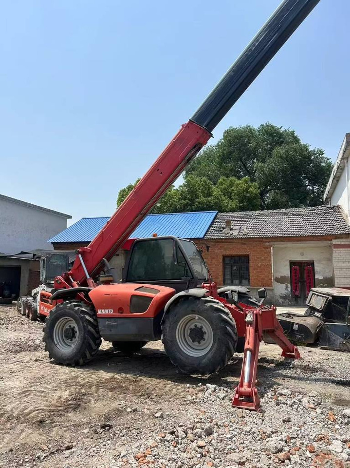 Manitou MT 1740 SL T - Kompaktiekrāvējs: foto 5 Manitou MT 1740 SL T - Kompaktiekrāvējs: foto 5