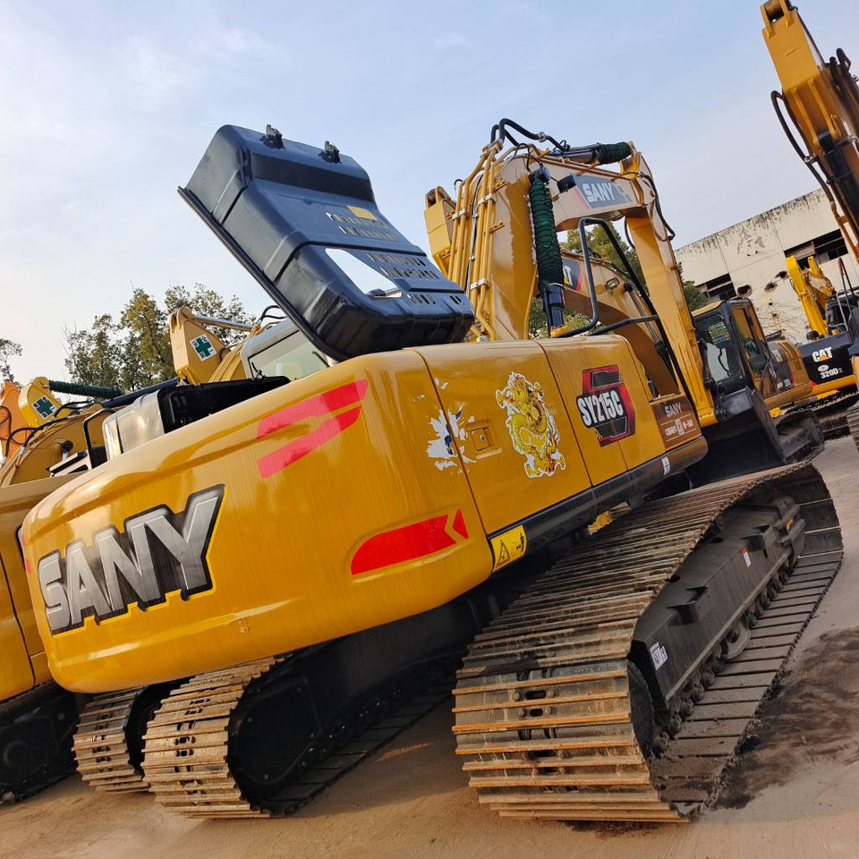 Sany SY 215 C - Kāpurķēžu ekskavators: foto 4 Sany SY 215 C - Kāpurķēžu ekskavators: foto 4