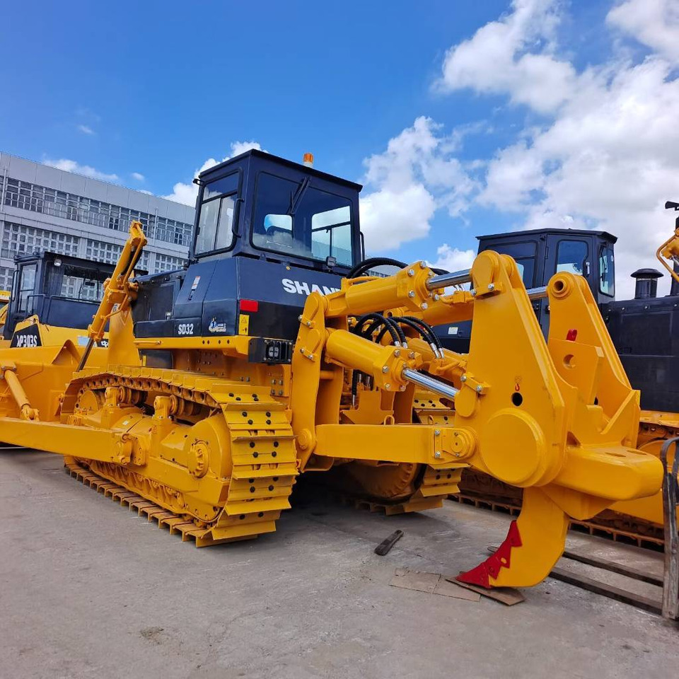 Shantui SD 32 - Buldozers: foto 1 Shantui SD 32 - Buldozers: foto 1