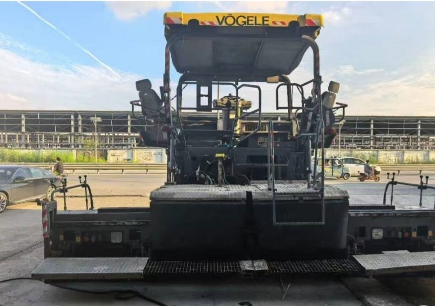 Vögele 1603 - Asfalta klājējs: foto 3 Vögele 1603 - Asfalta klājējs: foto 3