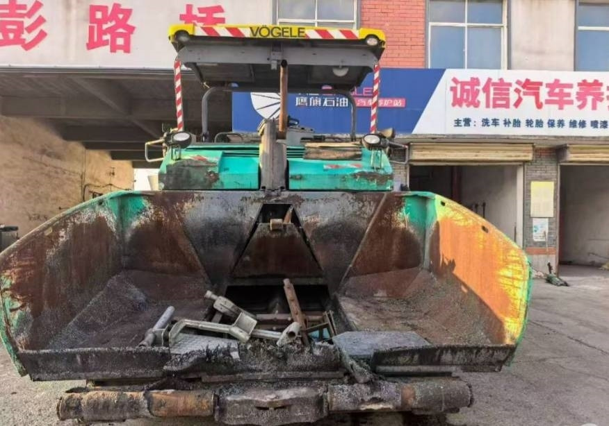 Vögele 1603 - Asfalta klājējs: foto 2 Vögele 1603 - Asfalta klājējs: foto 2