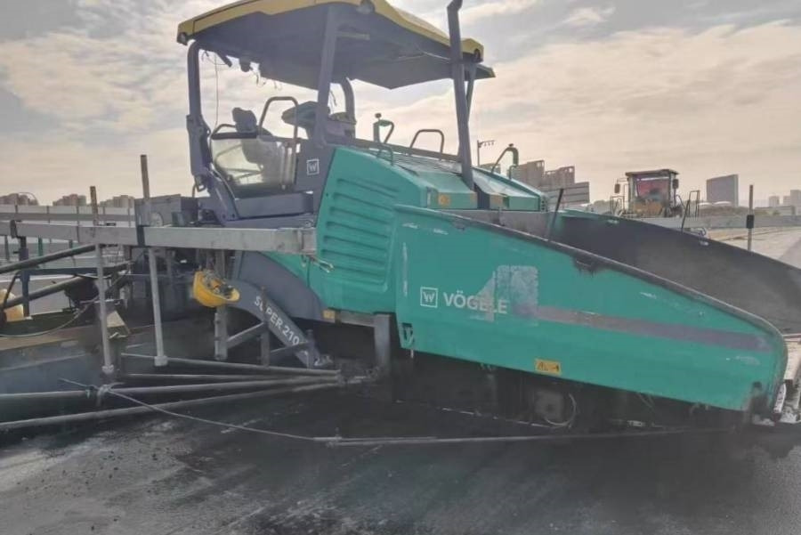 Vögele 2100-3 - Asfalta klājējs: foto 2 Vögele 2100-3 - Asfalta klājējs: foto 2