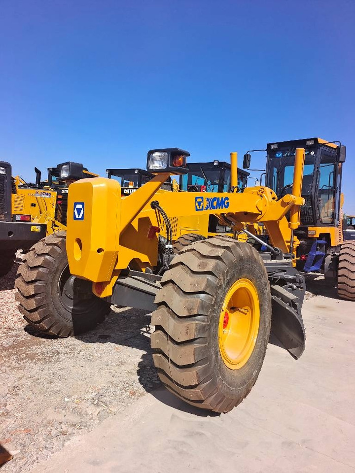 XCMG GR 180 - Greiders: foto 1 XCMG GR 180 - Greiders: foto 1