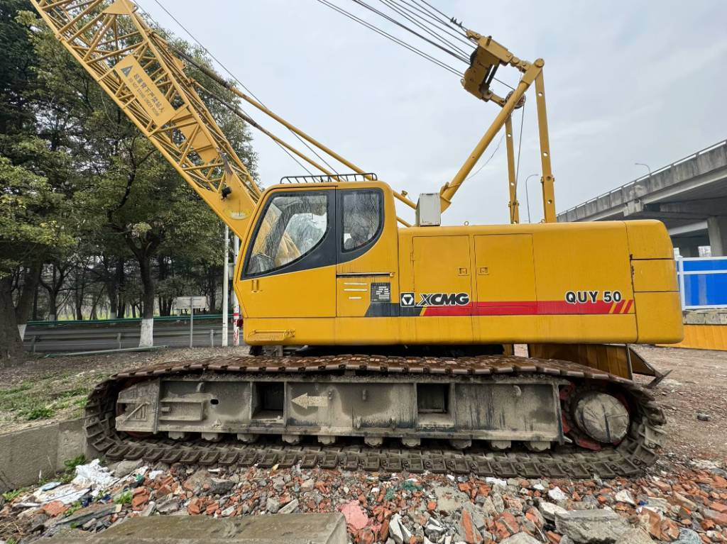 Kāpurķēžu celtnis XCMG QUY 50: foto 1
