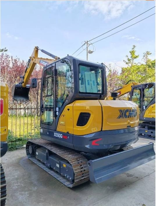 XCMG XE 60 G PRO - Kāpurķēžu ekskavators: foto 1 XCMG XE 60 G PRO - Kāpurķēžu ekskavators: foto 1