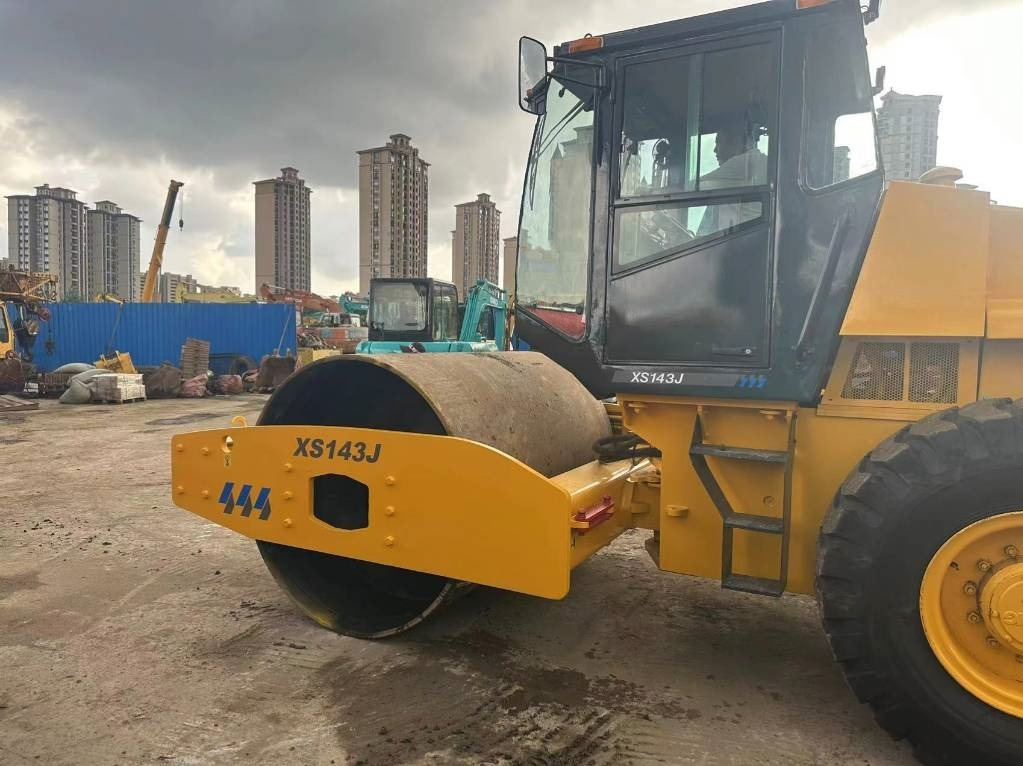 XCMG XS 143 - Kāpurķēžu ekskavators: foto 4 XCMG XS 143 - Kāpurķēžu ekskavators: foto 4