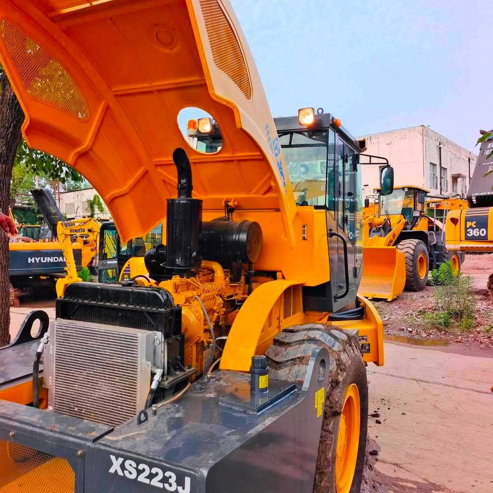 XCMG XS 223 J - Vibrorullis: foto 5 XCMG XS 223 J - Vibrorullis: foto 5