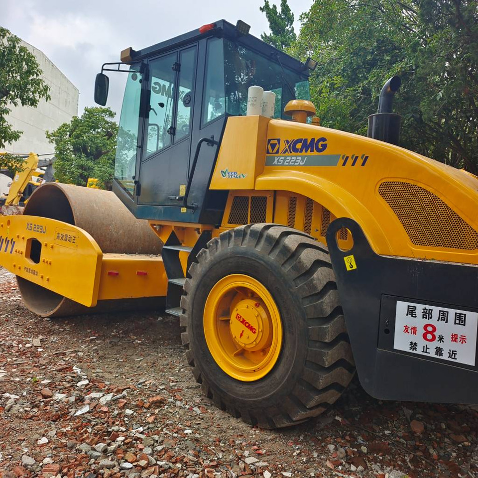 XCMG XS223J - Vibrorullis: foto 4 XCMG XS223J - Vibrorullis: foto 4