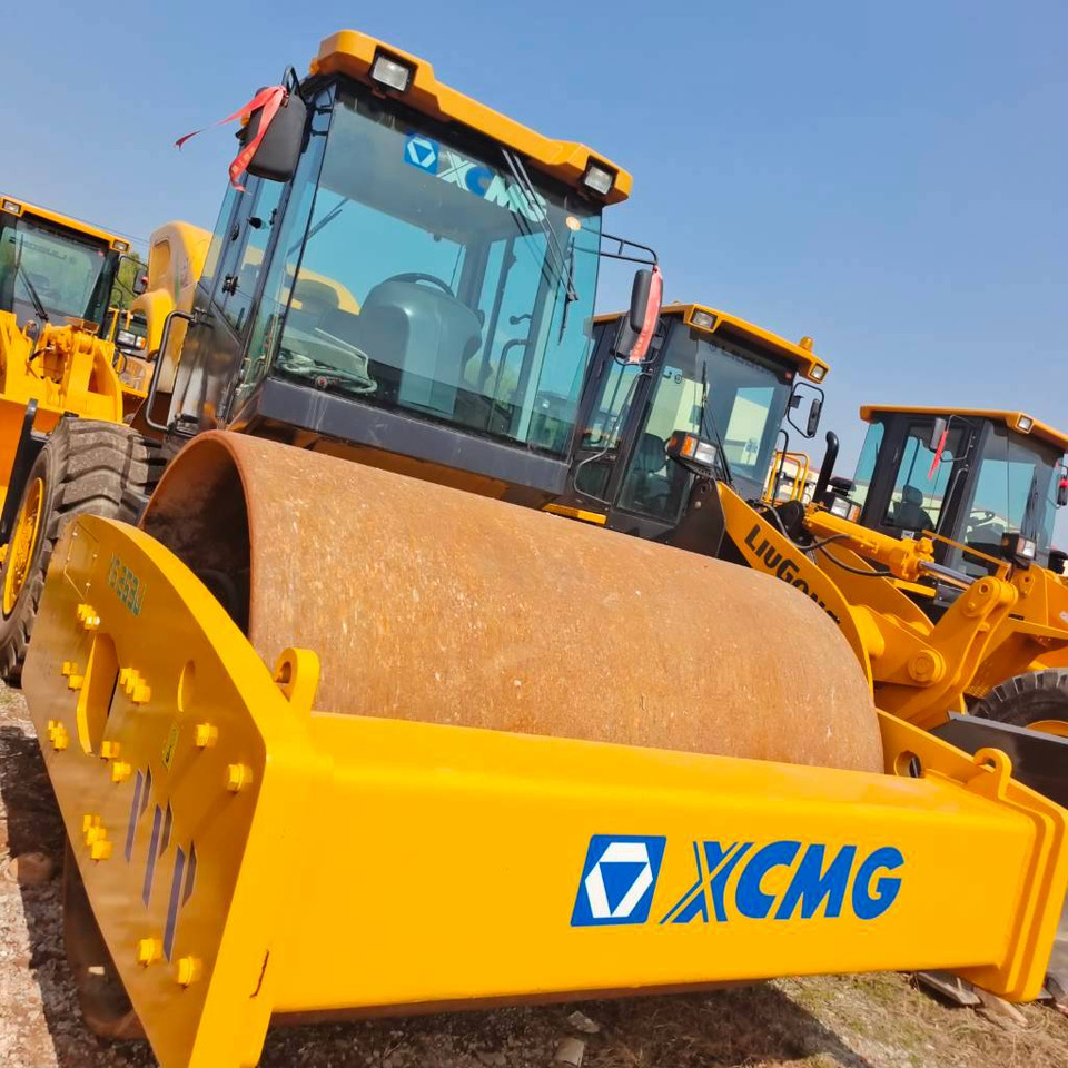 XCMG XS263J - Vibrorullis: foto 4 XCMG XS263J - Vibrorullis: foto 4