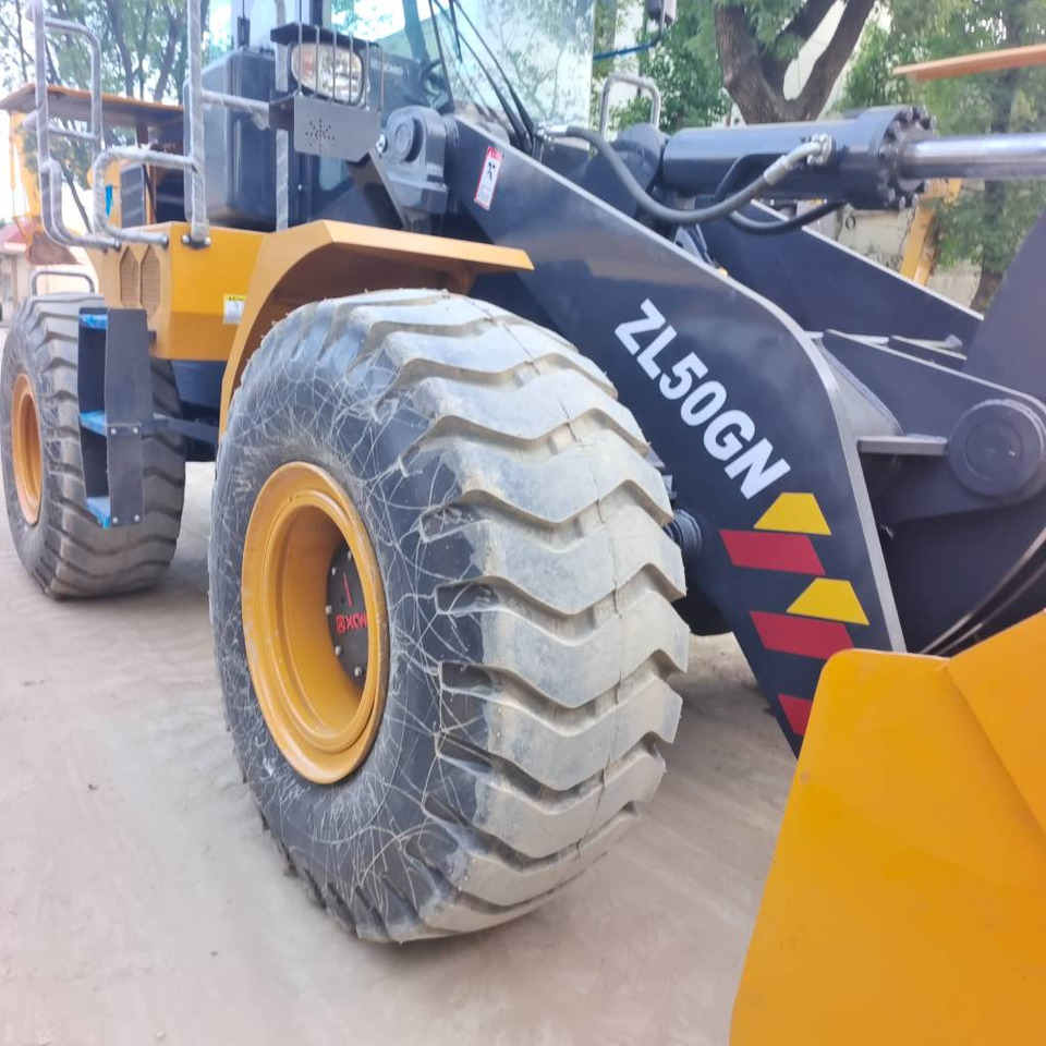 XCMG ZL 50 GN - Riteņu iekrāvējs: foto 2 XCMG ZL 50 GN - Riteņu iekrāvējs: foto 2
