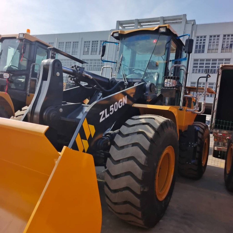 XCMG ZL 50 GN - Riteņu iekrāvējs: foto 4 XCMG ZL 50 GN - Riteņu iekrāvējs: foto 4